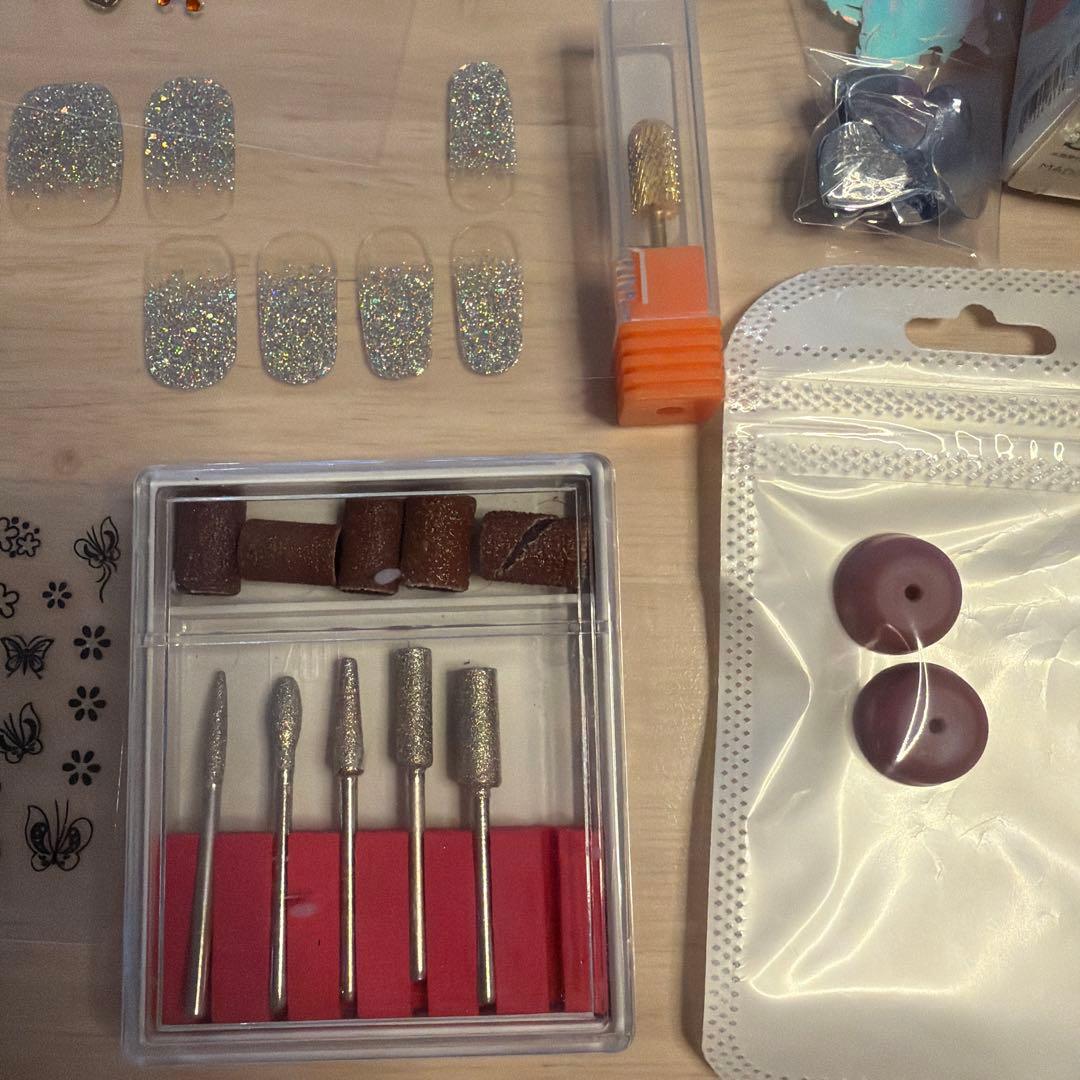 【ネイル引退品】ネイルシール・ネイルケアセット
