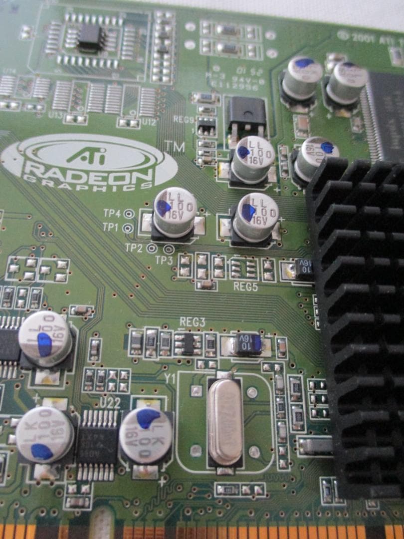 グラフィックボード・グラボ・ビデオカード ATI Radeon 7000 Mac Edition 32MB PCI BUS
