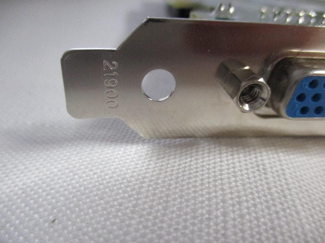 グラフィックボード・グラボ・ビデオカード ATI Radeon 7000 Mac Edition 32MB PCI BUS