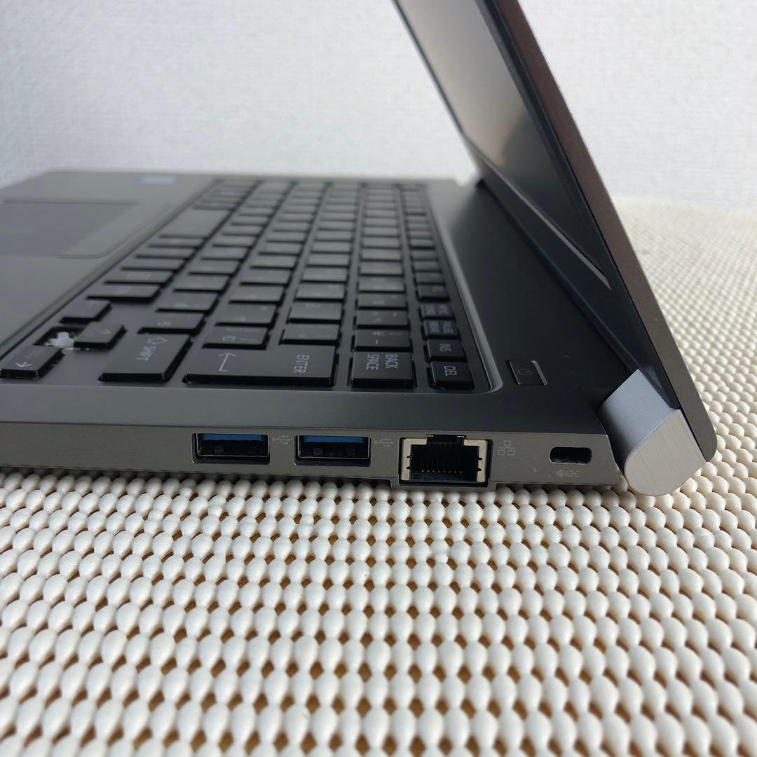 T*M様 dynabook R63/J 第8世代 i5 8GB 128GB 13