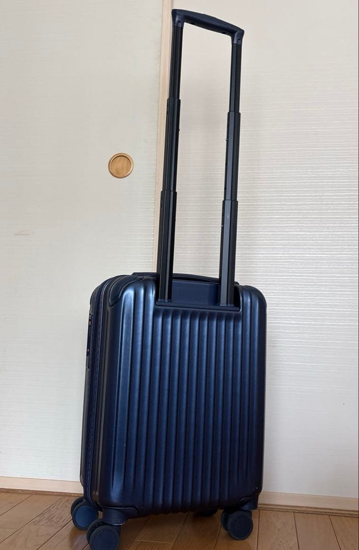 CARGO 機内持ち込み CAT235LY