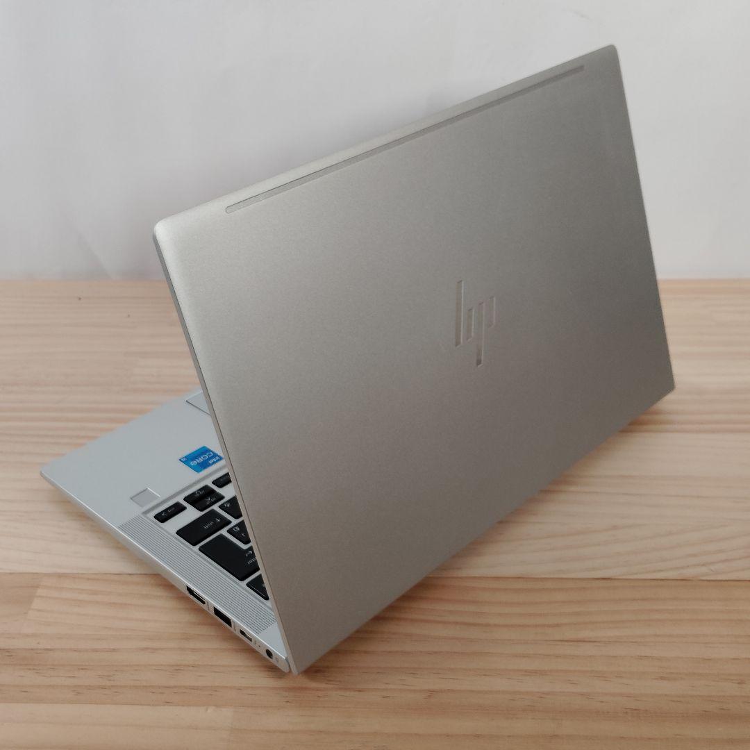 極美品 HP EliteBook 630 G9 第12世代i5 32GB 1TB