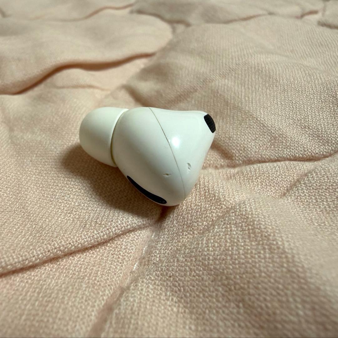 マ*ん様 AirPods Pro 第一世代 充電ケース付き
