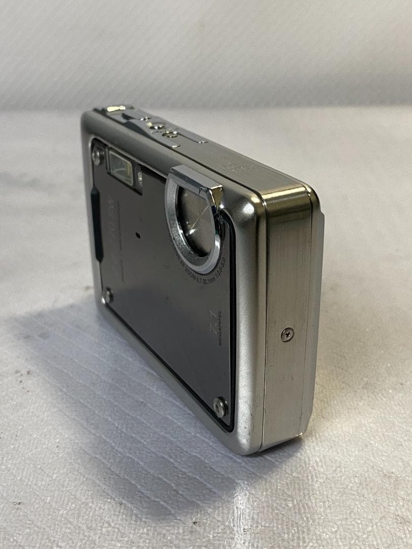 OLYMPUS μ 770SW #642
