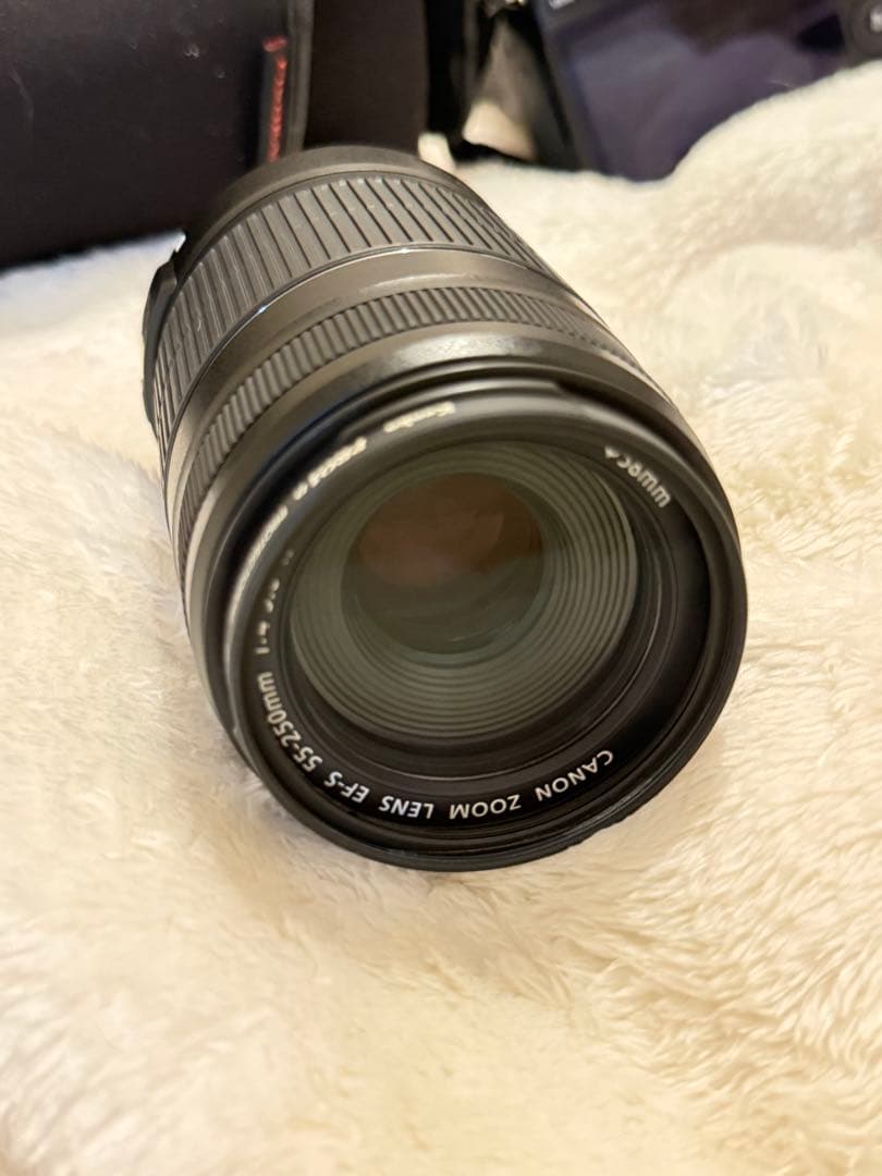 美品　Canon EOS Kiss X7 ダブルズームキット　一眼レフ