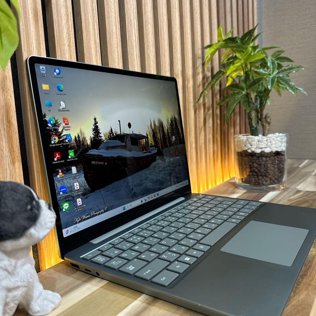 準美品 新型2022年モデル‼️Surface Laptop Go2☘ノートPC