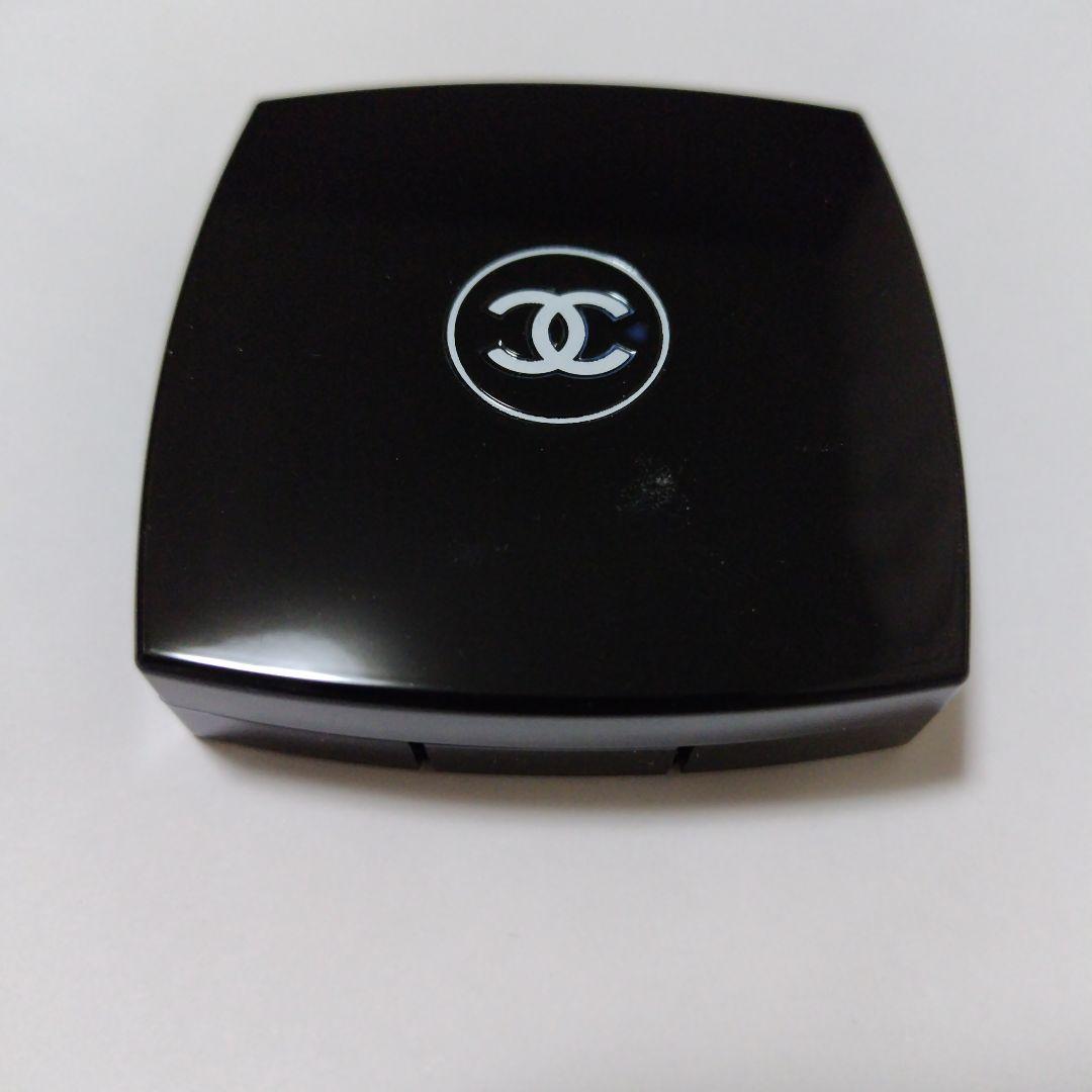 CHANEL シャネル レ キャトル オンブル 374 アリュール エ エクラ