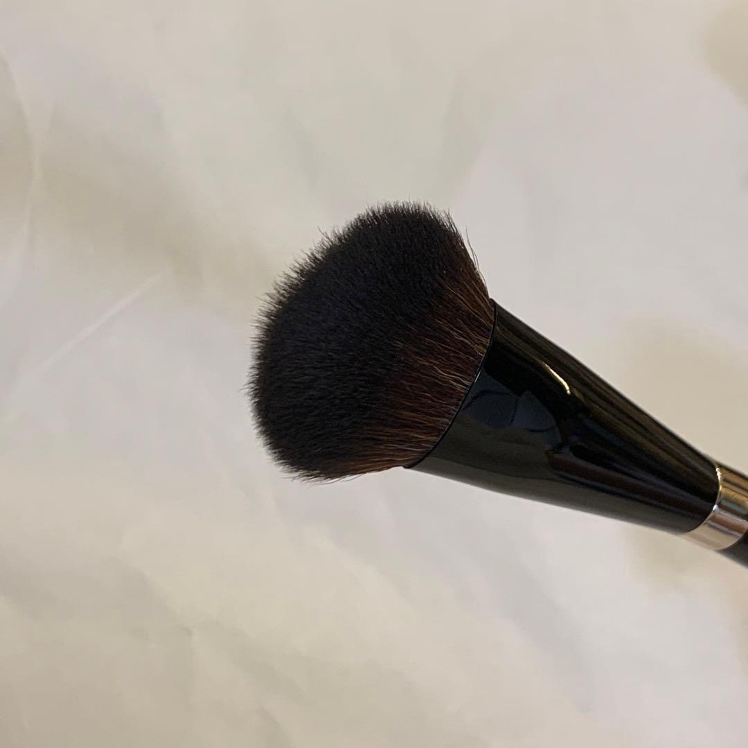 ソフトフォーカスファンデーションブラシ