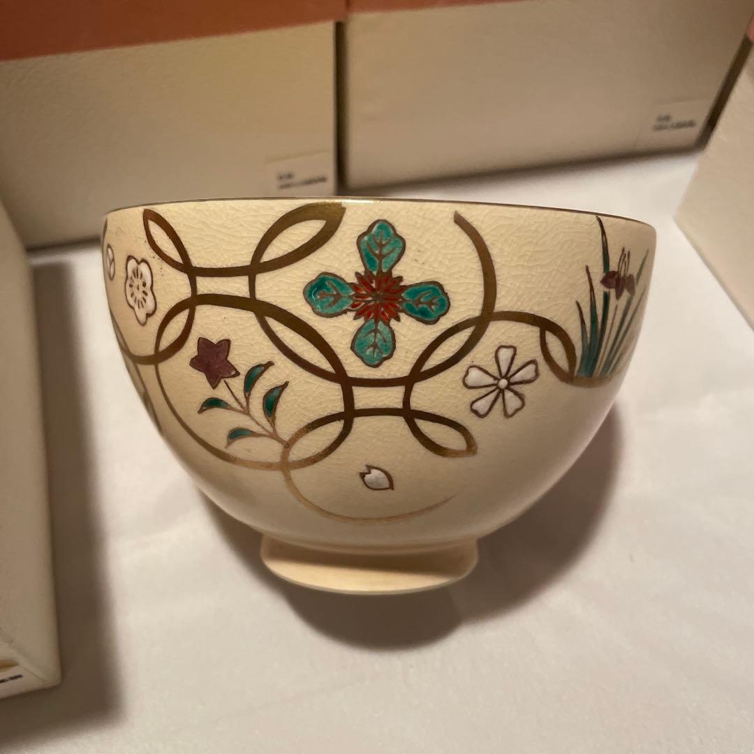 【在銘 金彩 花文 茶碗】陶器 茶道具 直径12cm 高さ7.5cm × 10個