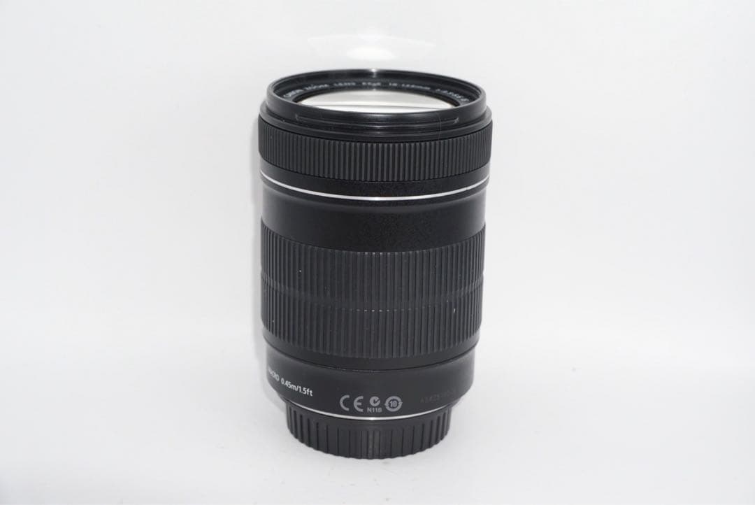 Canon キャノン EF-S 18-135mm f3.5-5.6 IS