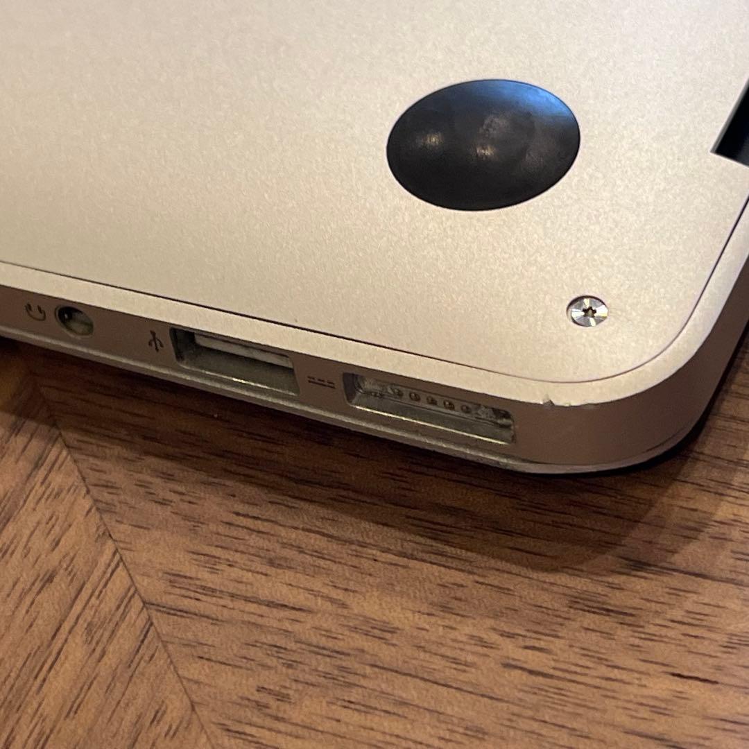 MacBook Air (11-inch, Early 2015)充電ケーブル付