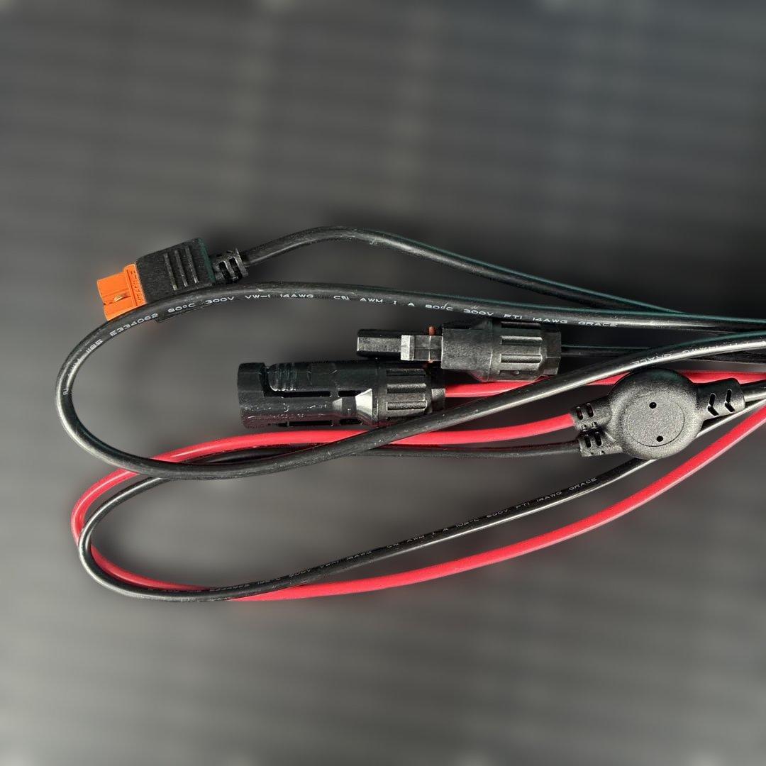 EcoFlow 220W片面 ソーラーパネルGen2　訳アリE4