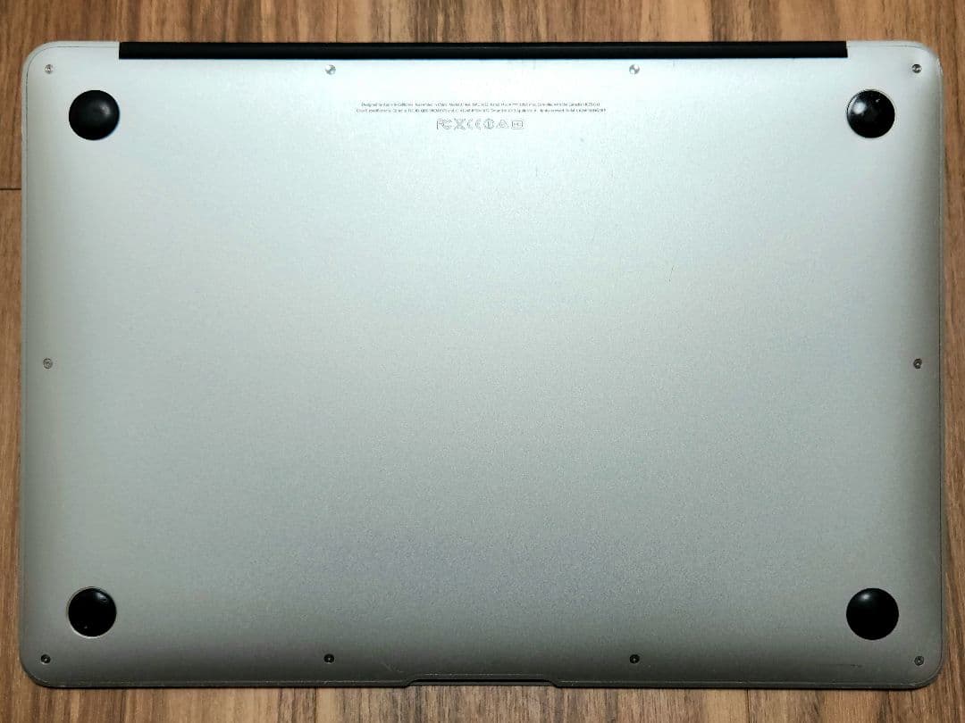 MacBook本体 MacBook Air 2014 Core i5 / 8GB / 256GB