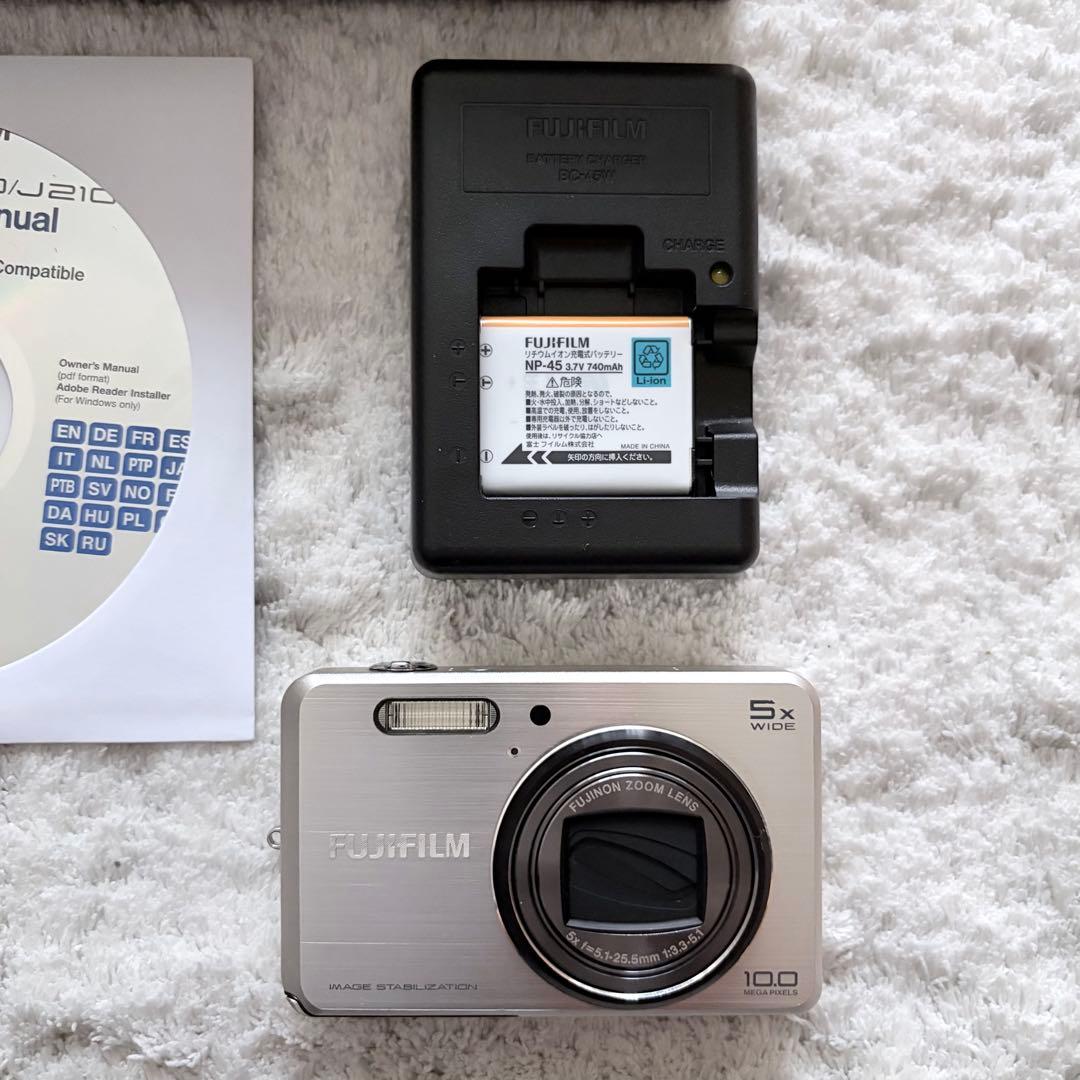 美品【動作品】FUJIFILM 富士フイルム FINEPIX J250 シルバー