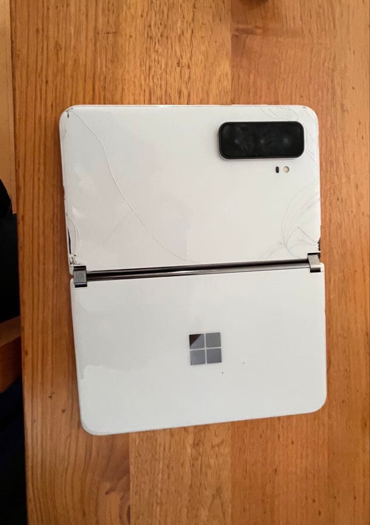 Microsoft Surface Duo 2 ホワイト