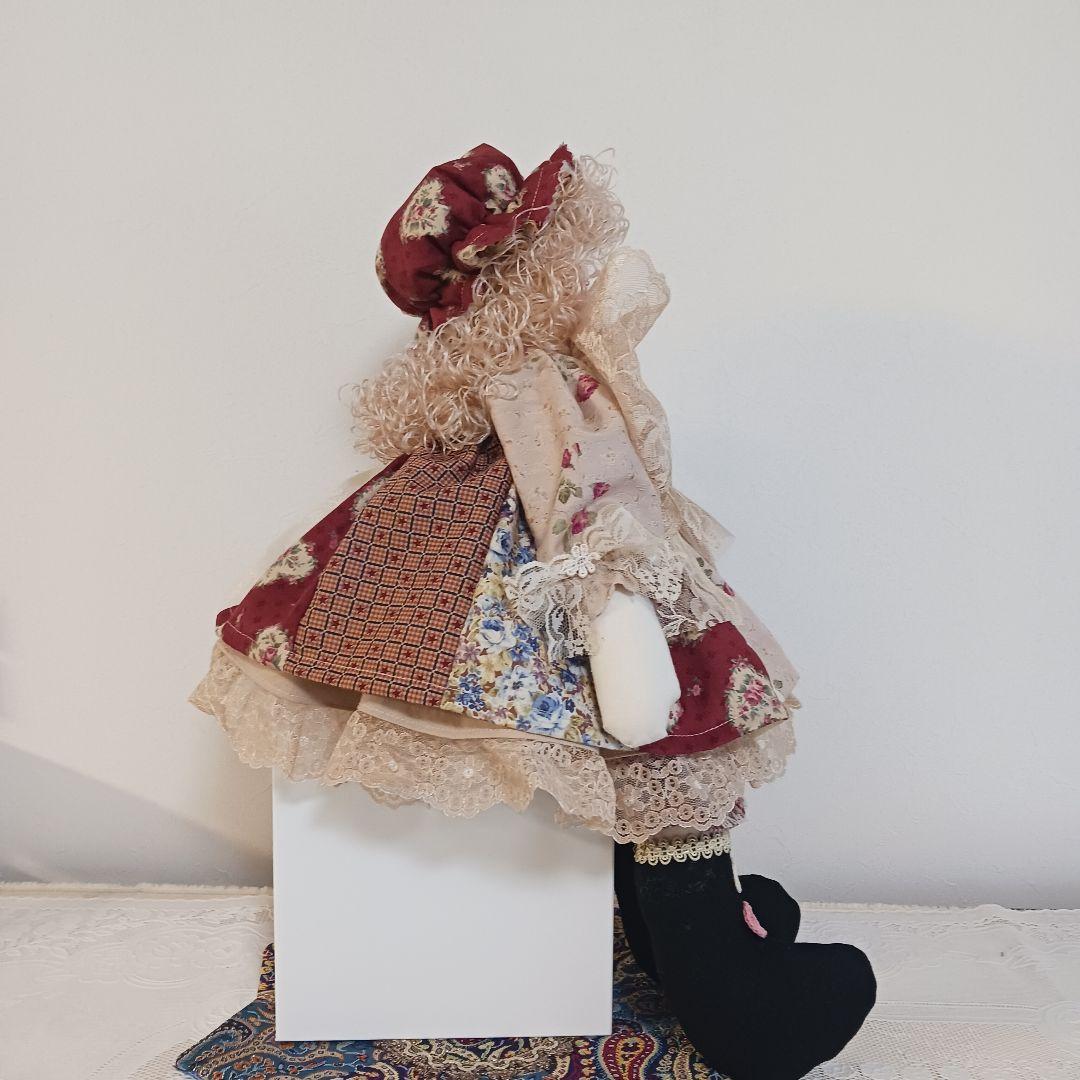ハンドメイド　カントリー　人形　　　高さ48cm