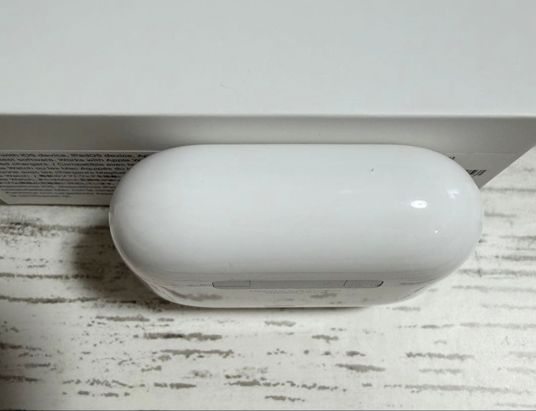 【美品】AirPods Pro第2世代 lightning