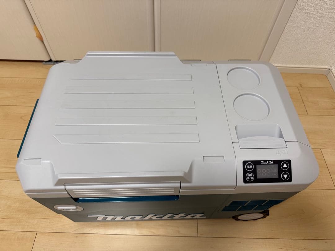 Makita 保冷温庫 CW180D