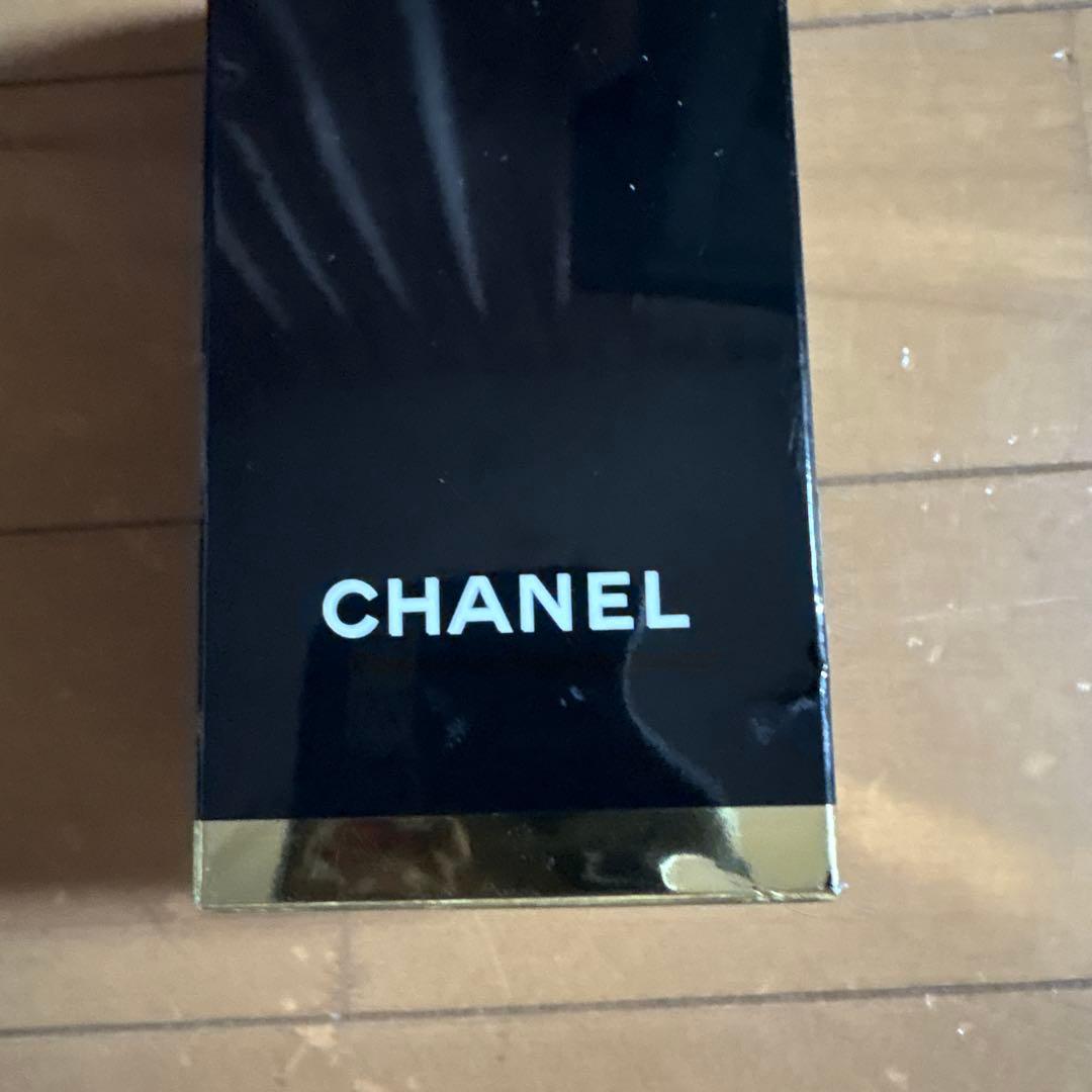 新品未使用CHANEL シャネルビューラー　ルクルブシル　ブラック