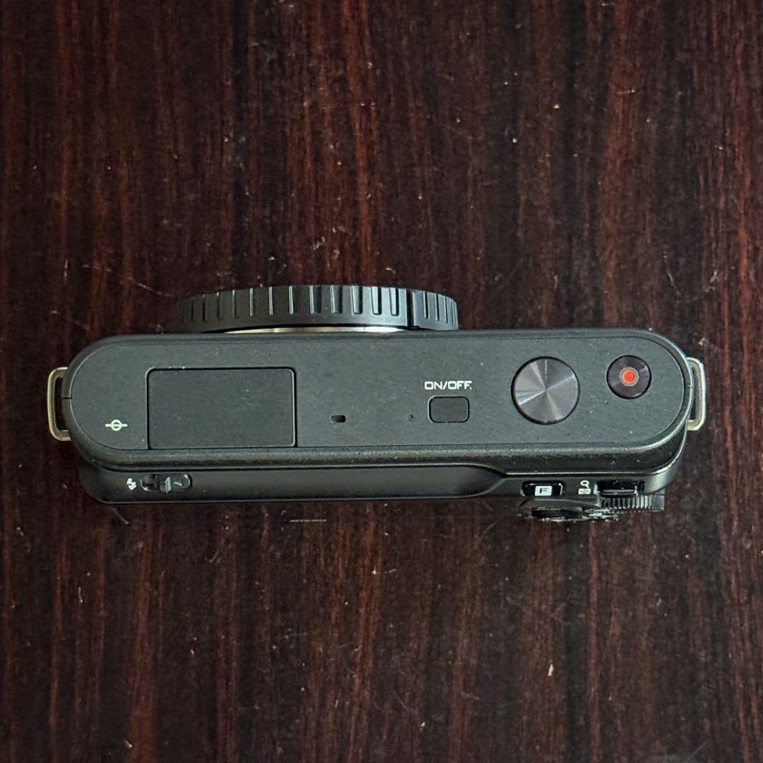 Nikon J1 小難