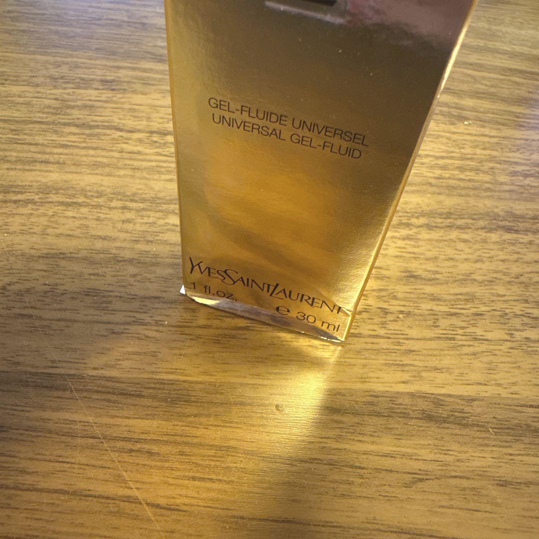 YSL ラディアントタッチブラープライマー1 エッセンス　ローション