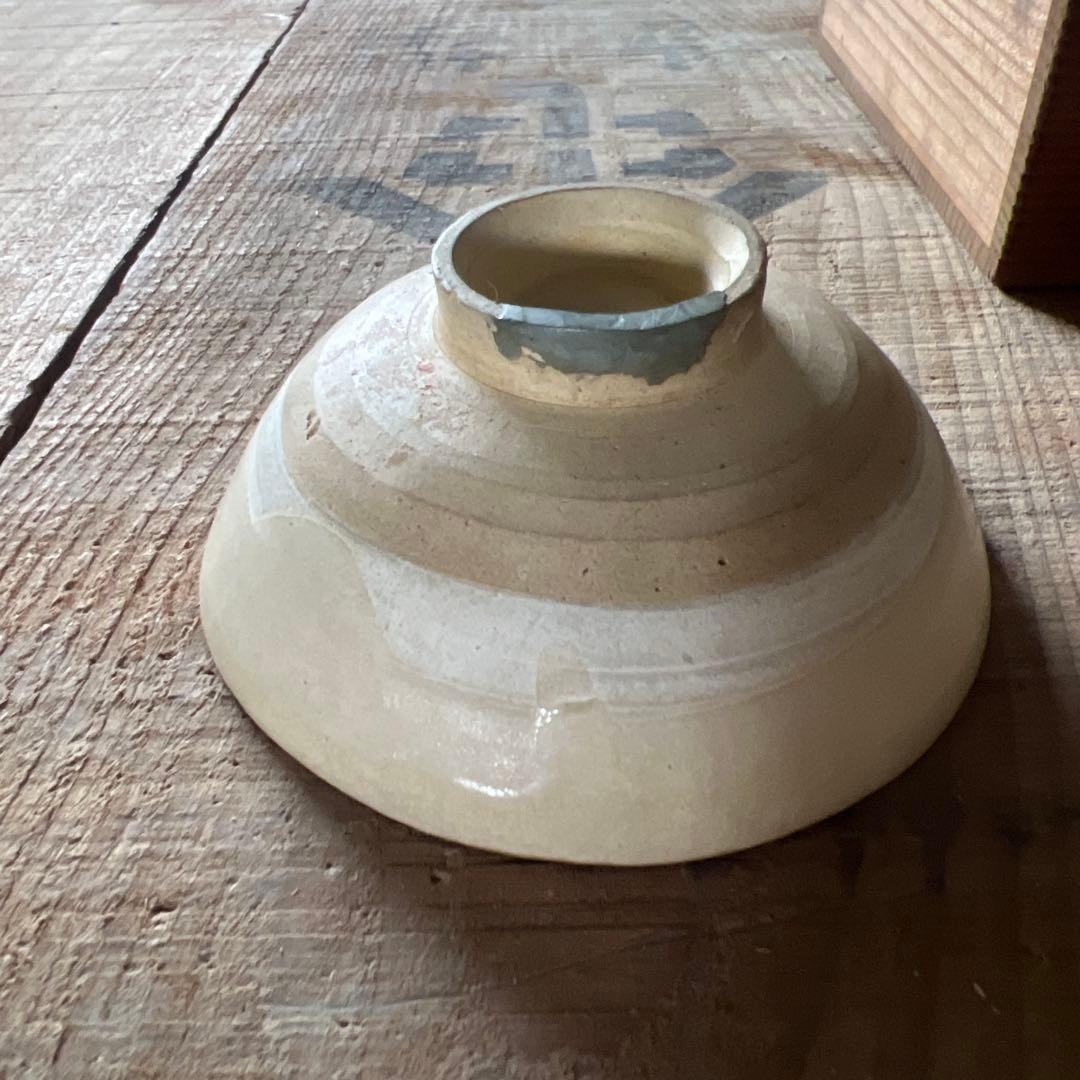 実家整理　古い白磁の茶碗　中国？