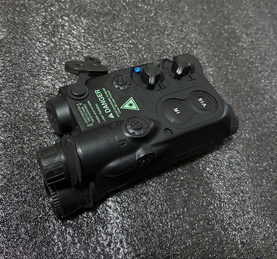 東京マルイ　 電動ガン　MP7A1 タンカラーカスタム