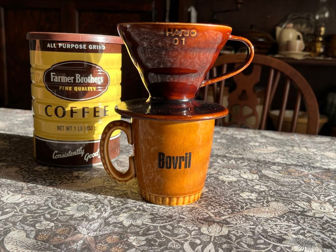 イギリス　アンティーク　陶器　Bovril カップ
