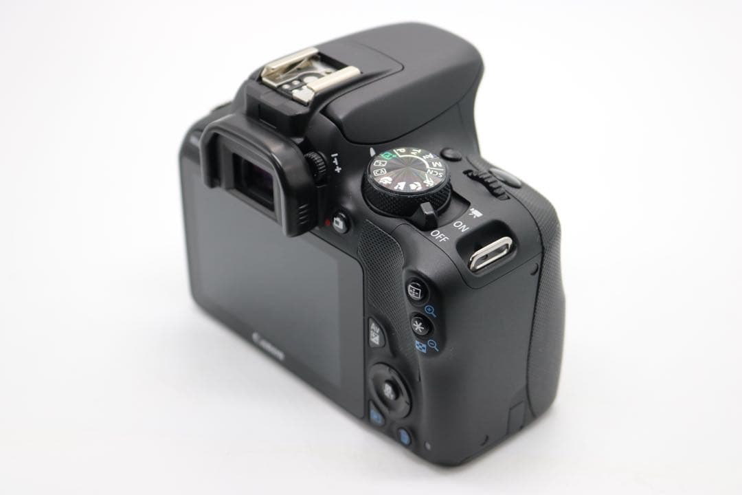 超美品 【Canon EOS Kiss X7 ダブルレンズセット】 安心保証あり