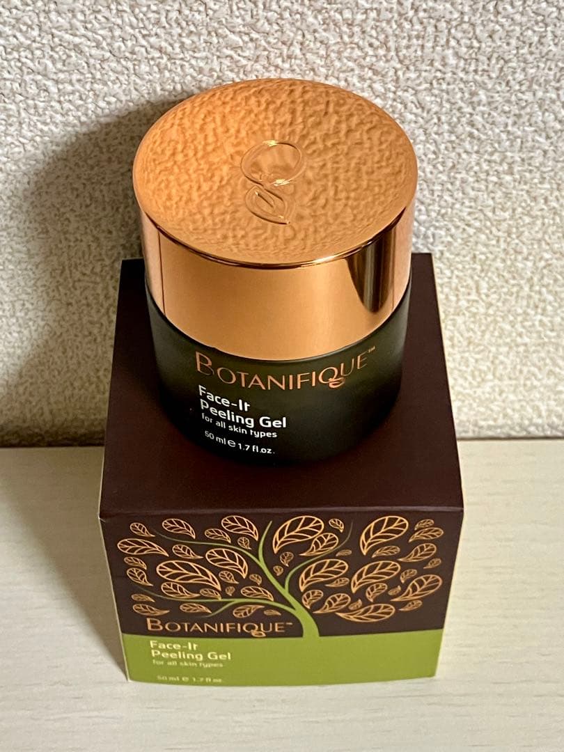 フェイスジェル・ゲル BOTANIFIQUE Face-It Peeling Gel 50ml