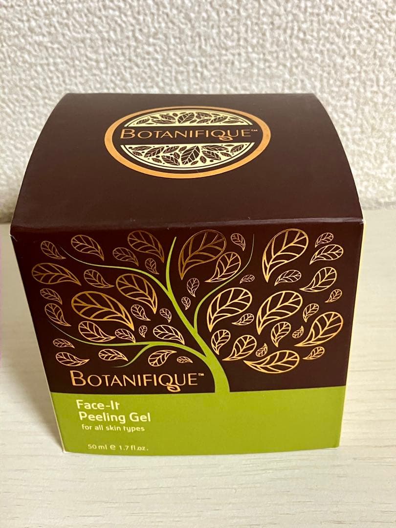 フェイスジェル・ゲル BOTANIFIQUE Face-It Peeling Gel 50ml