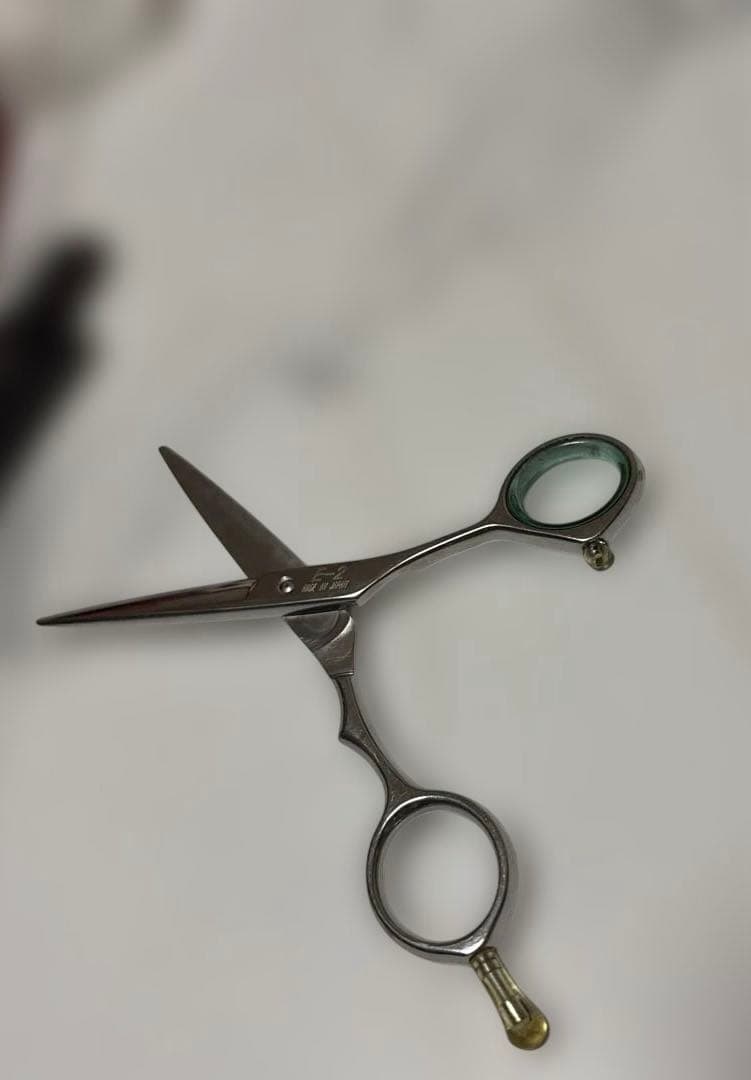 5000円値下げ　ヒカリシザーズHIKARI光シザーHIKARI
