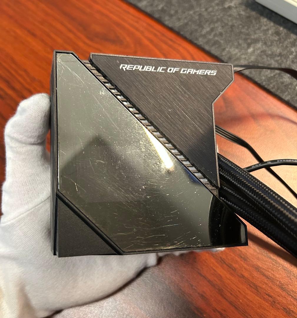 ASUS ROG RYUJIN SERIES I 240 液体CPUクーラー