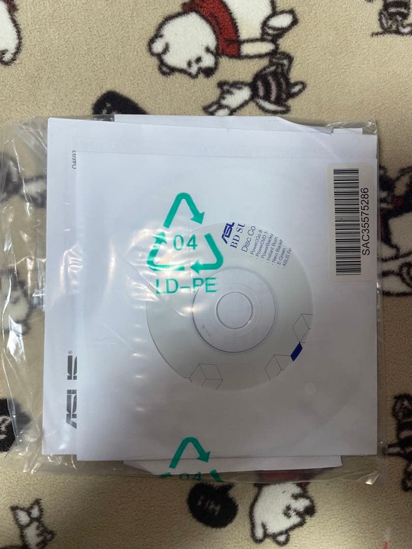 ASUS BW-16D1HT PRO 内蔵型ブルーレイドライブ