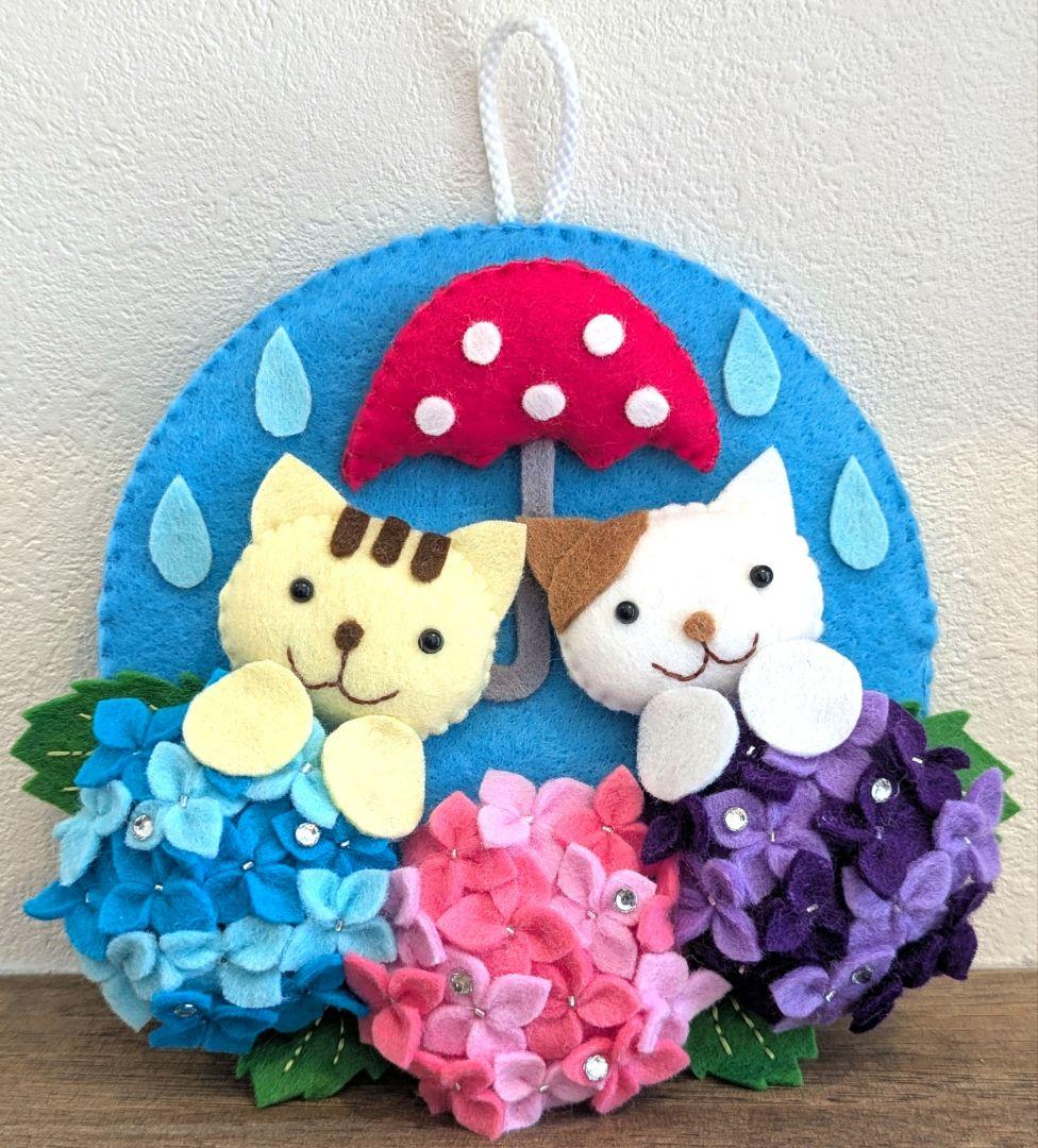 フェルト　桜とねこのリース　ハンドメイド