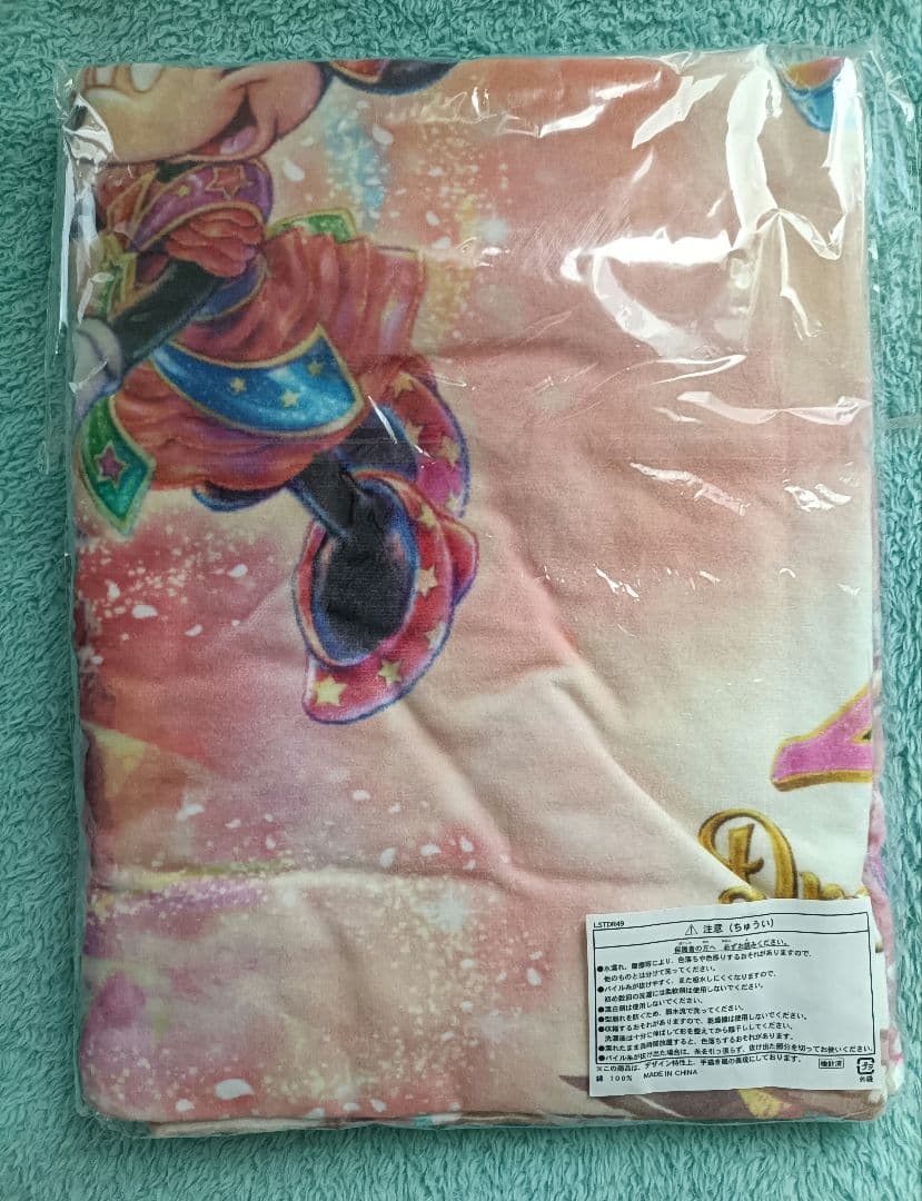 ✩新品・未使用✩　40周年ディズニー大判バスタオル