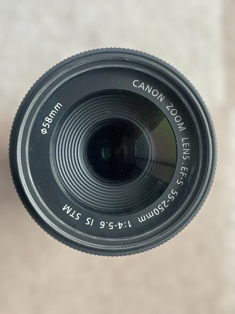 Canon EOS 8000D ダブルズーム　充電器付　動作OK