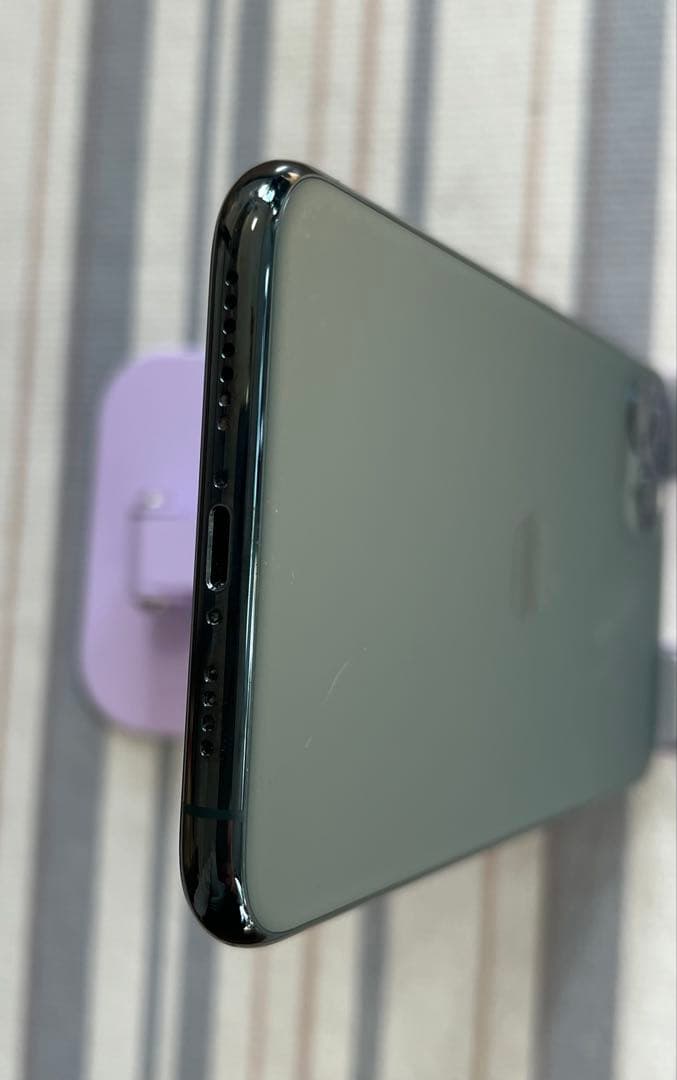 iPhone 11 Pro Max 256GB SIMフリー IOS17