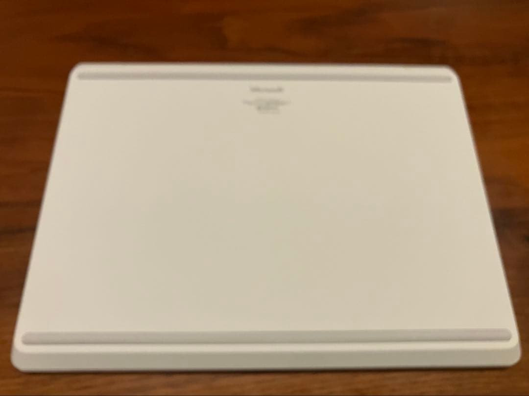 【ほぼ未使用】24年末購入　Surface Laptop Go3 新品フィルム付