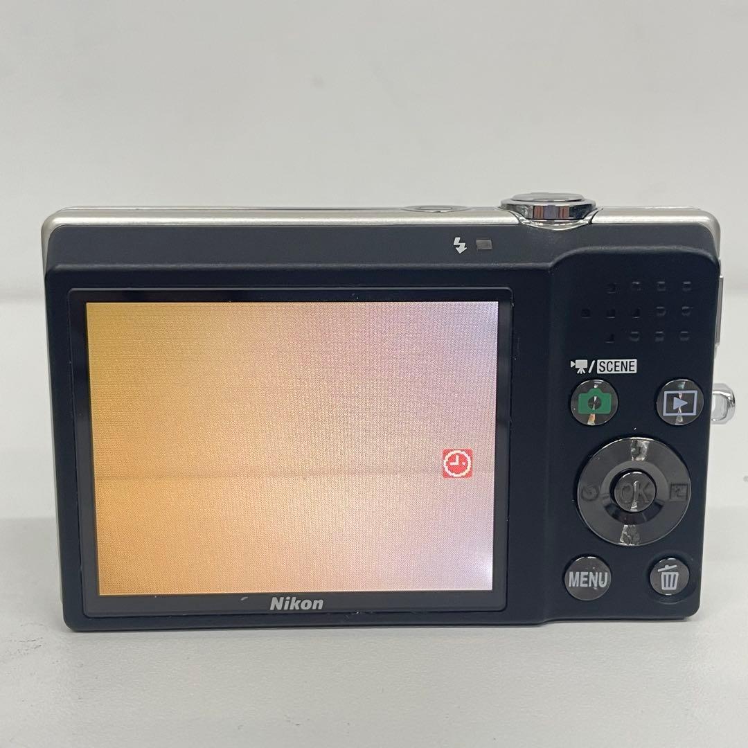【動作品】 Nikon Coolpix S570 ニコン デジカメ シルバー