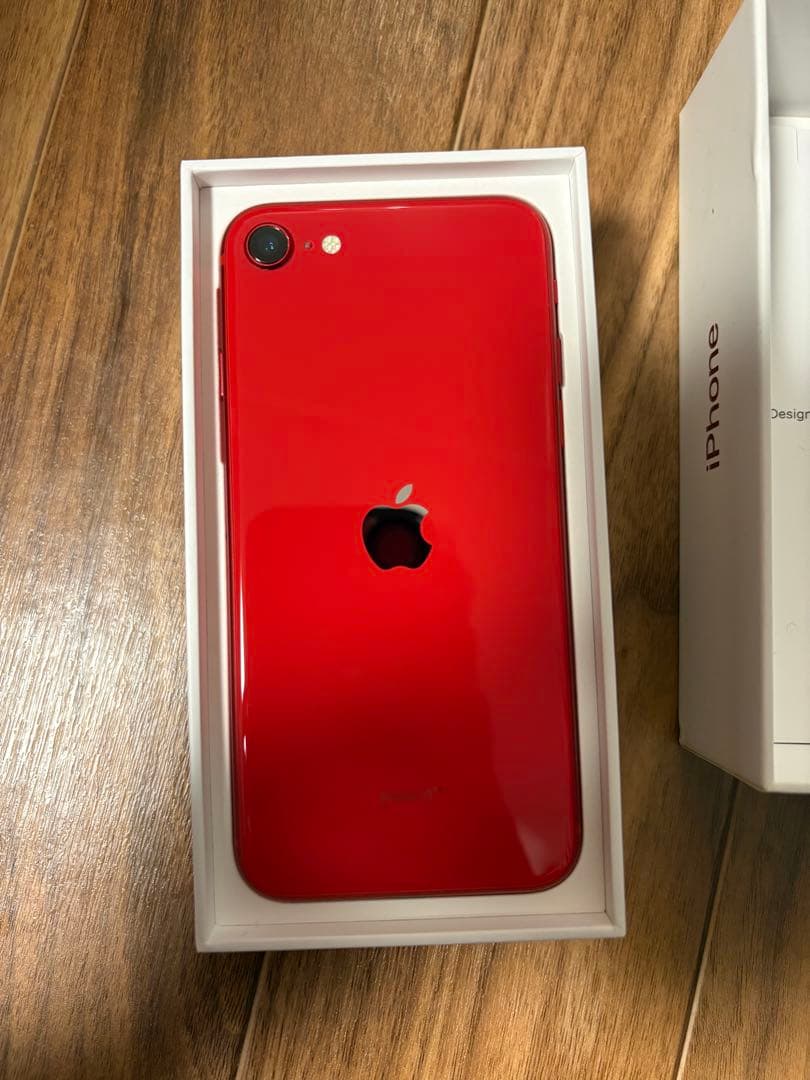 Apple iPhone SE (第2世代) SIMロック解除済