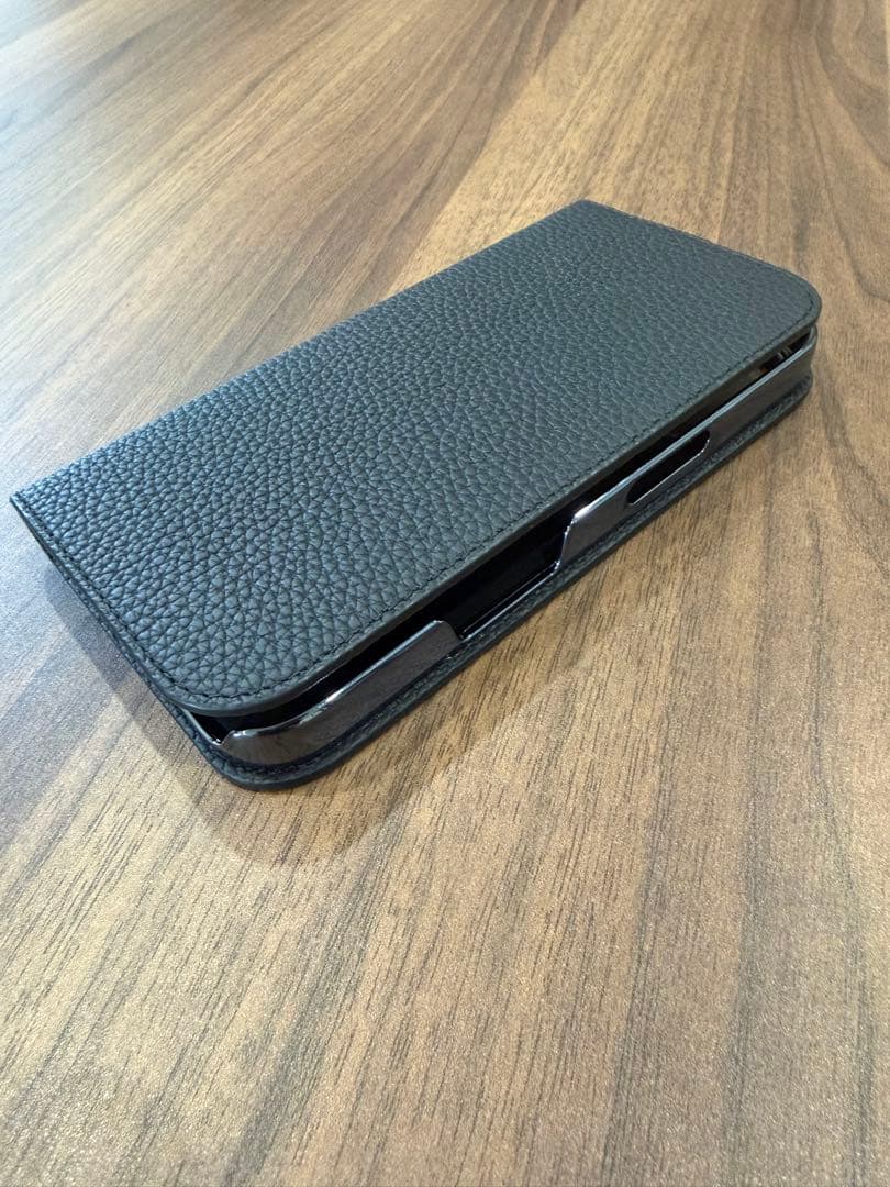 ボナベンチュラ (iPhone 17Pro) ダイアリーケース シュリンクレザー
