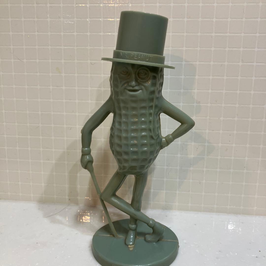 Mr. Peanut 貯金箱　7体セット