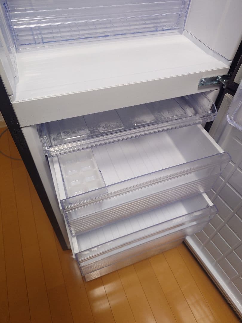 シャープ ノンフロン冷凍冷蔵庫 310L SJ-PD31E-T 2018年製