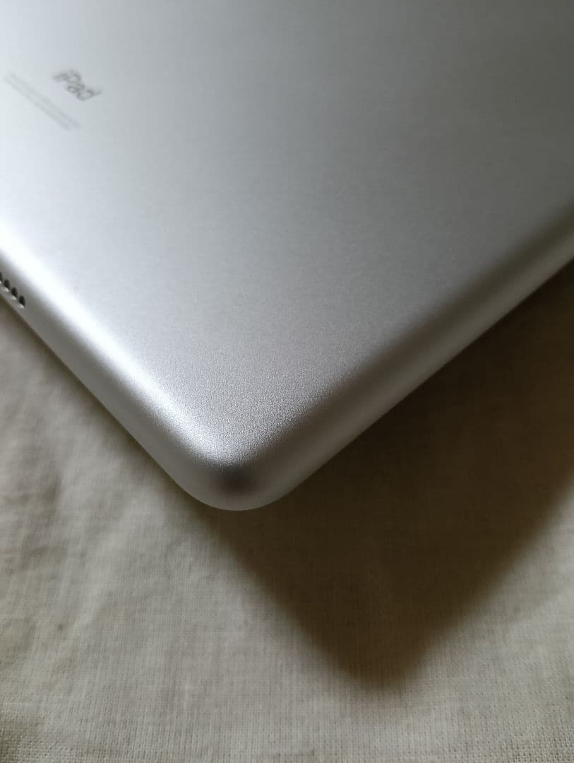 美品 iPad 第8世代 バッテリー97%