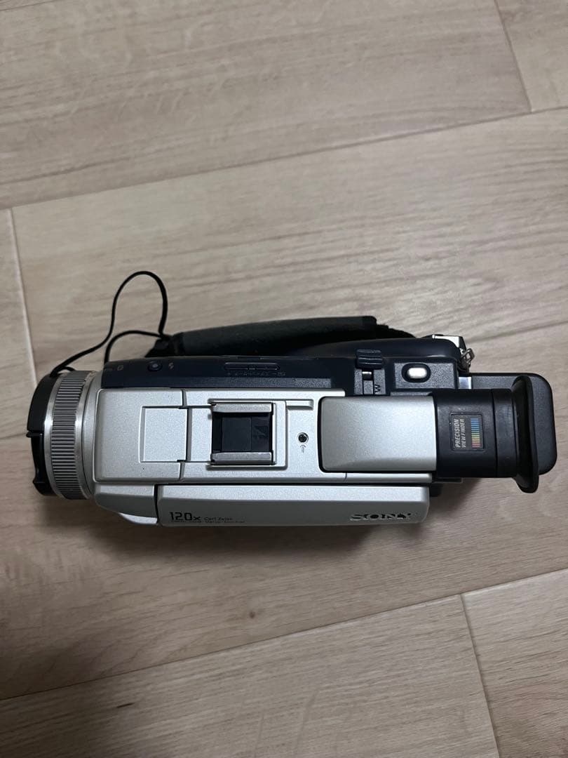 【最終値下げ】SONY Handycam 120倍ズーム