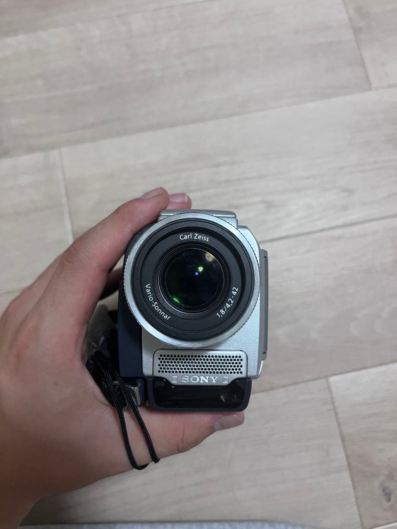 【最終値下げ】SONY Handycam 120倍ズーム