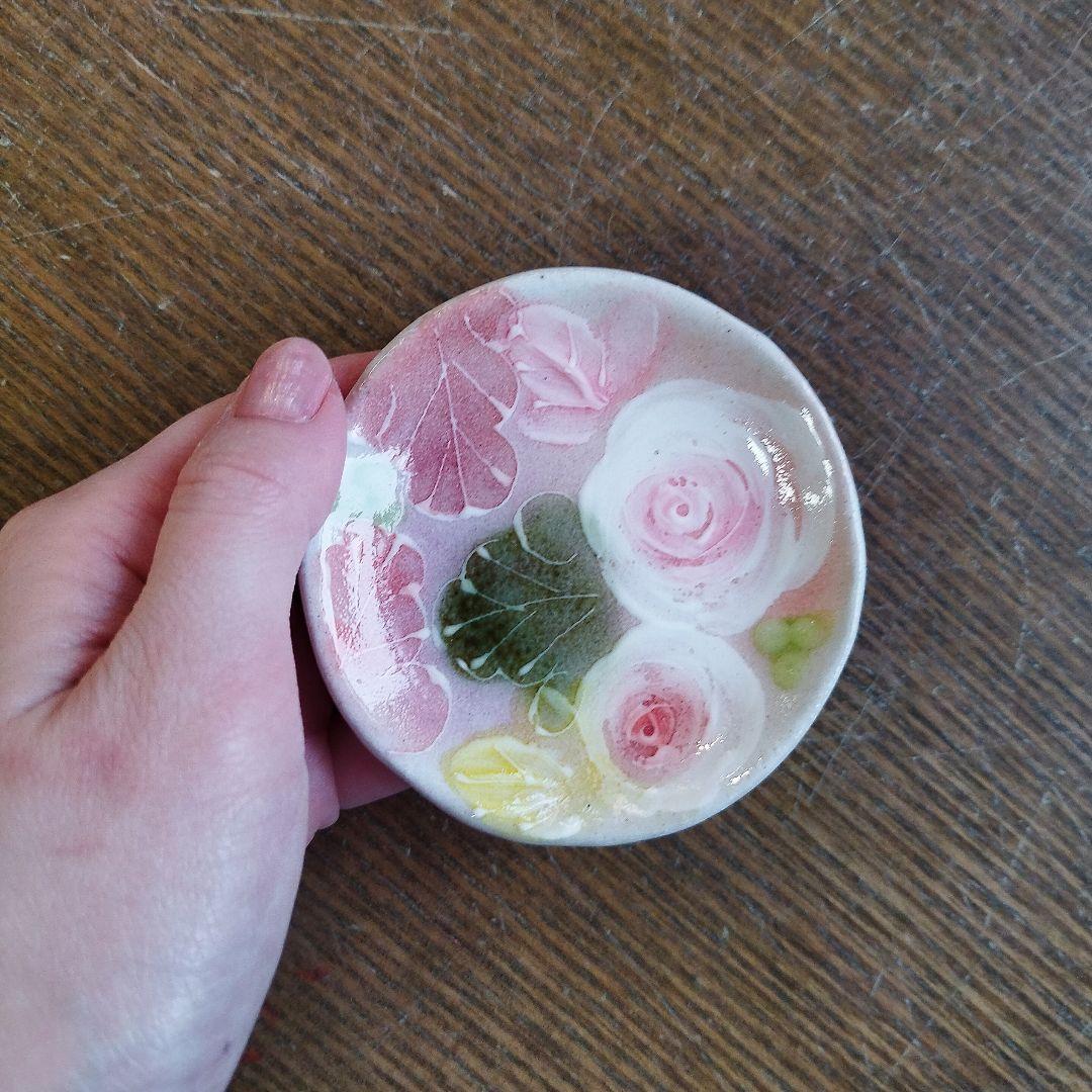 【新品・未使用】工房ゆずりは　釉彩ローズ　豆皿　3枚セット　陶器