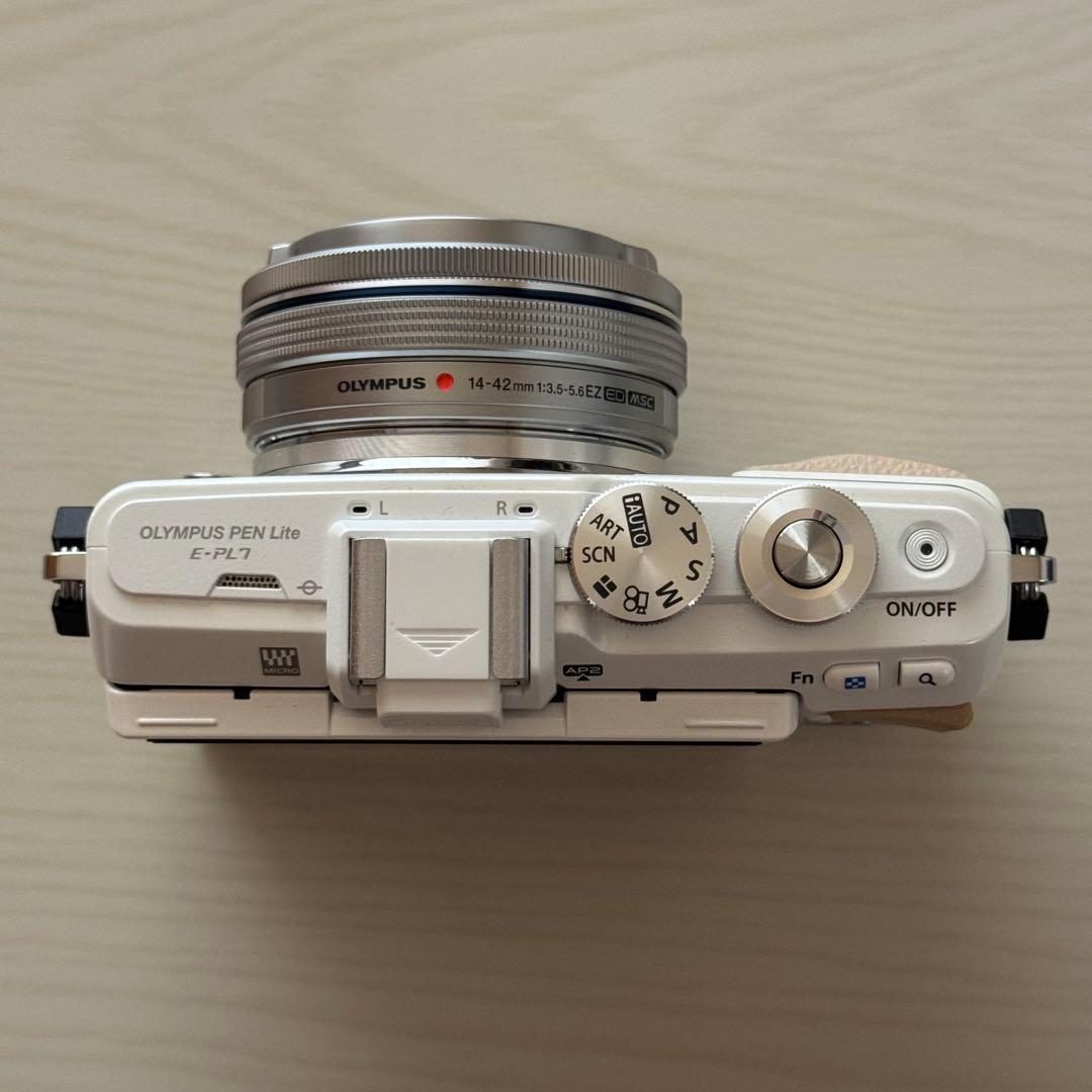 【最終値下げ】 OLYMPUS PEN Lite E-PL7