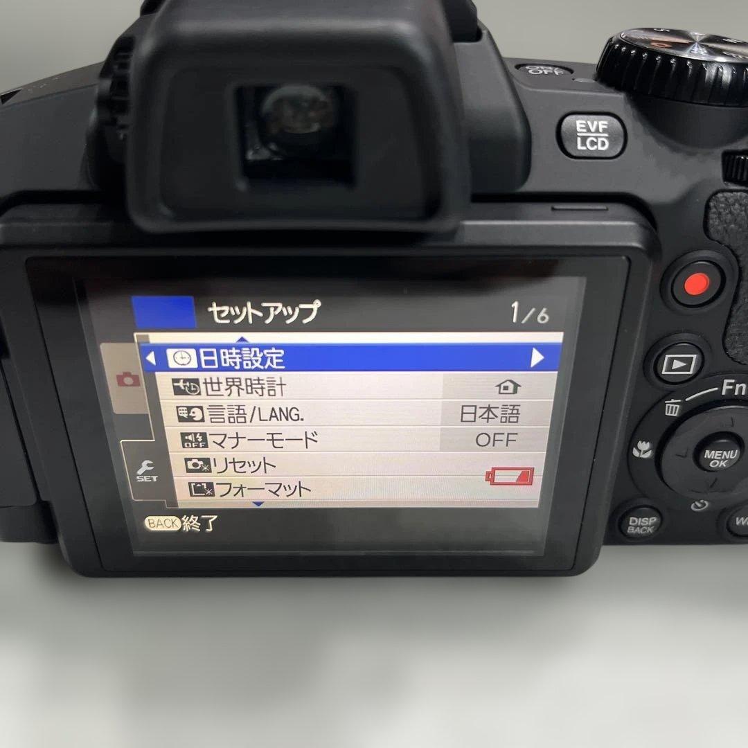 FUJIFILM FINEPIX S1 デジタルカメラ《ジャンク》